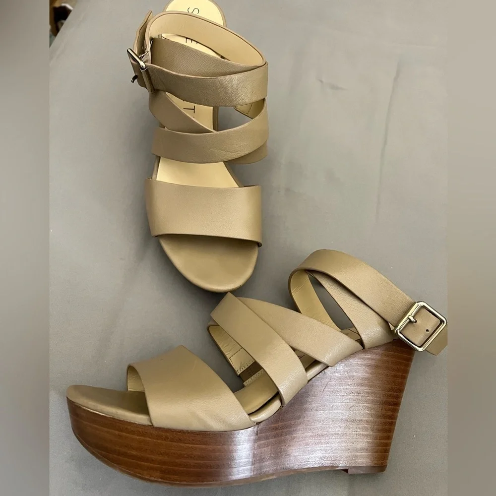 Sole Society Pippy Wedge Strappy Sandals 10